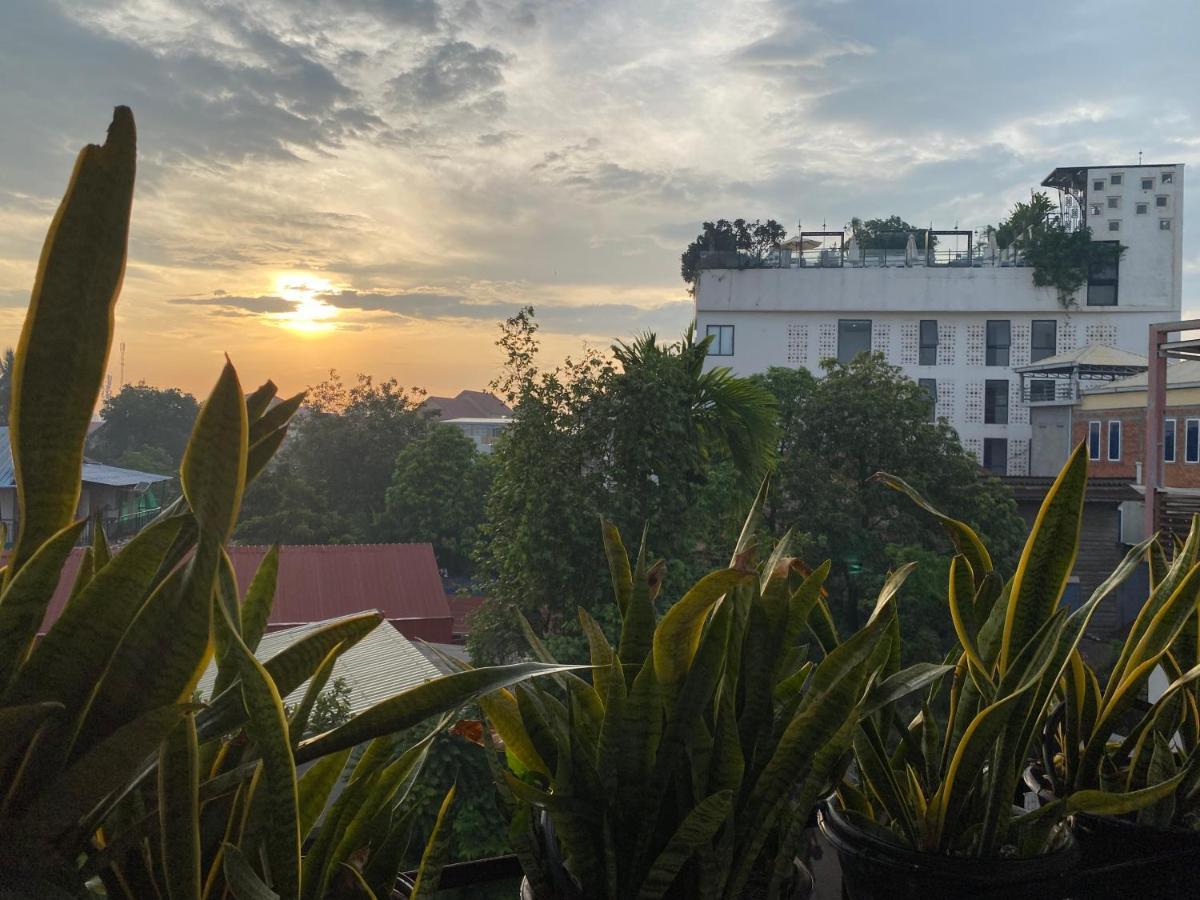 Sophat Villa Сиемрип Экстерьер фото